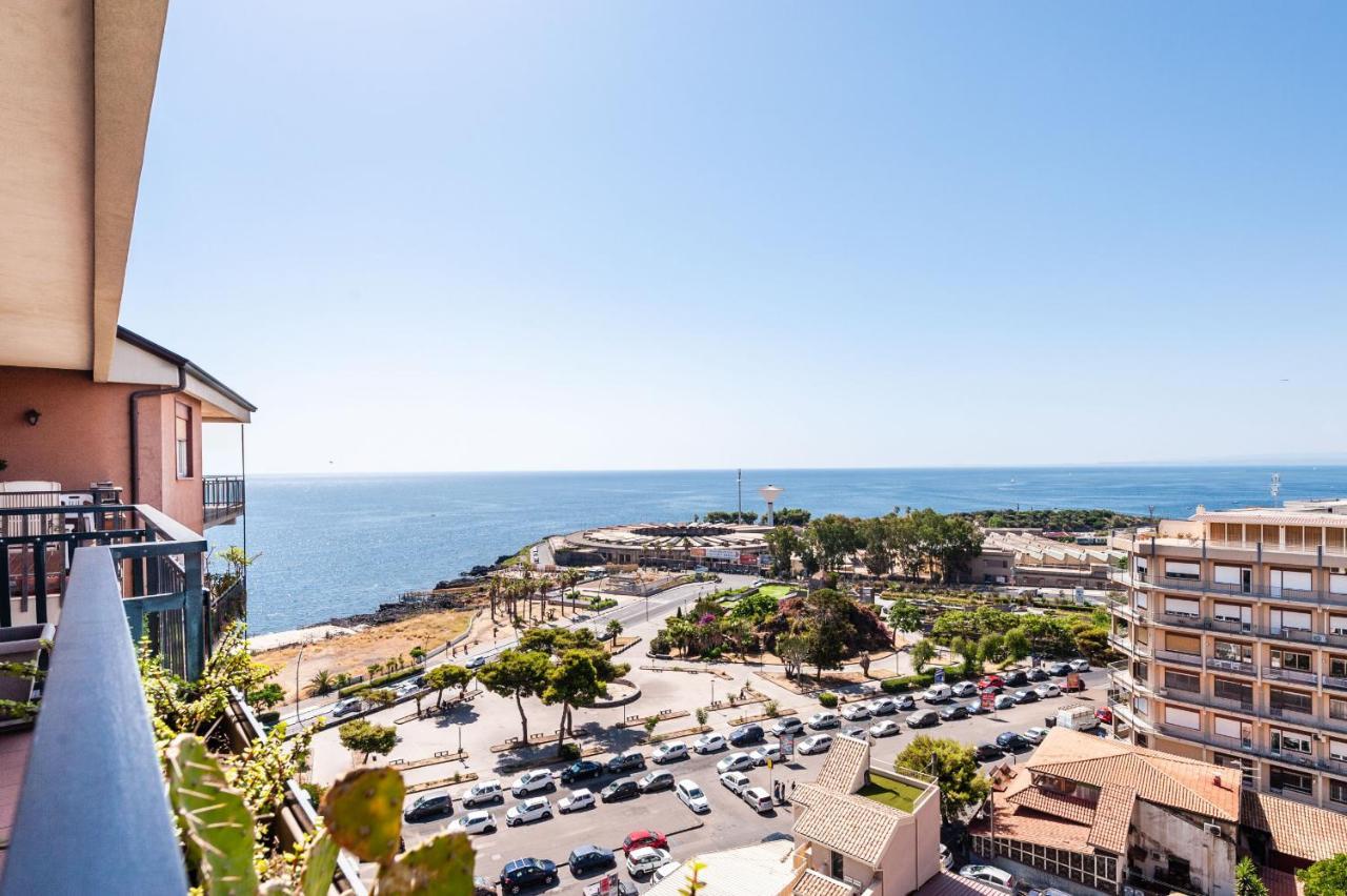 Piazza Europa Landscape By Wonderful Italy Apartment Катания Екстериор снимка